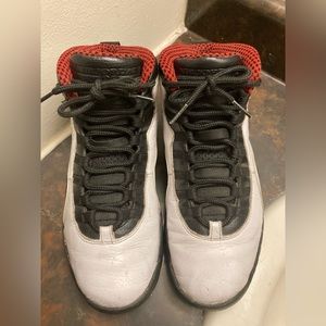 Jordan Retro 10 OG “Chicago”